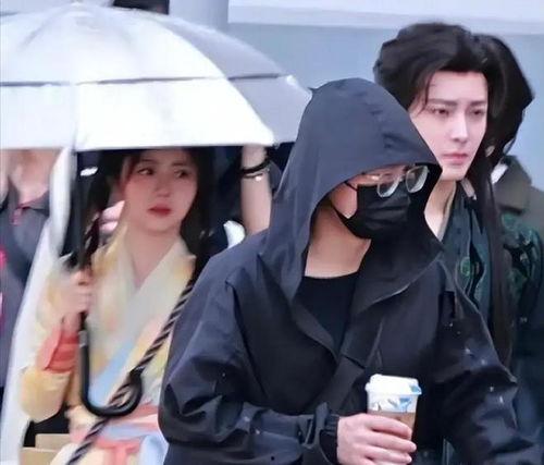 最新娱乐八卦爆料图片,神秘图片揭露明星惊人内幕!