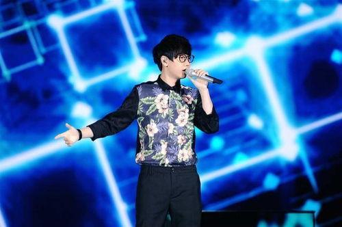 刘大锤最新爆料直播汪苏泷完整版,汪苏泷完整版幕后故事大公开  第3张 刘大锤最新爆料直播汪苏泷完整版,汪苏泷完整版幕后故事大公开  第3张